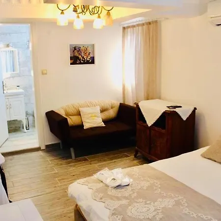 Homestay Silenos Boutique